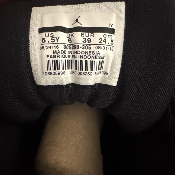 Air Jordan 8 Retro BG (Take Flight) Size 6.5y - Picture 5 of 6